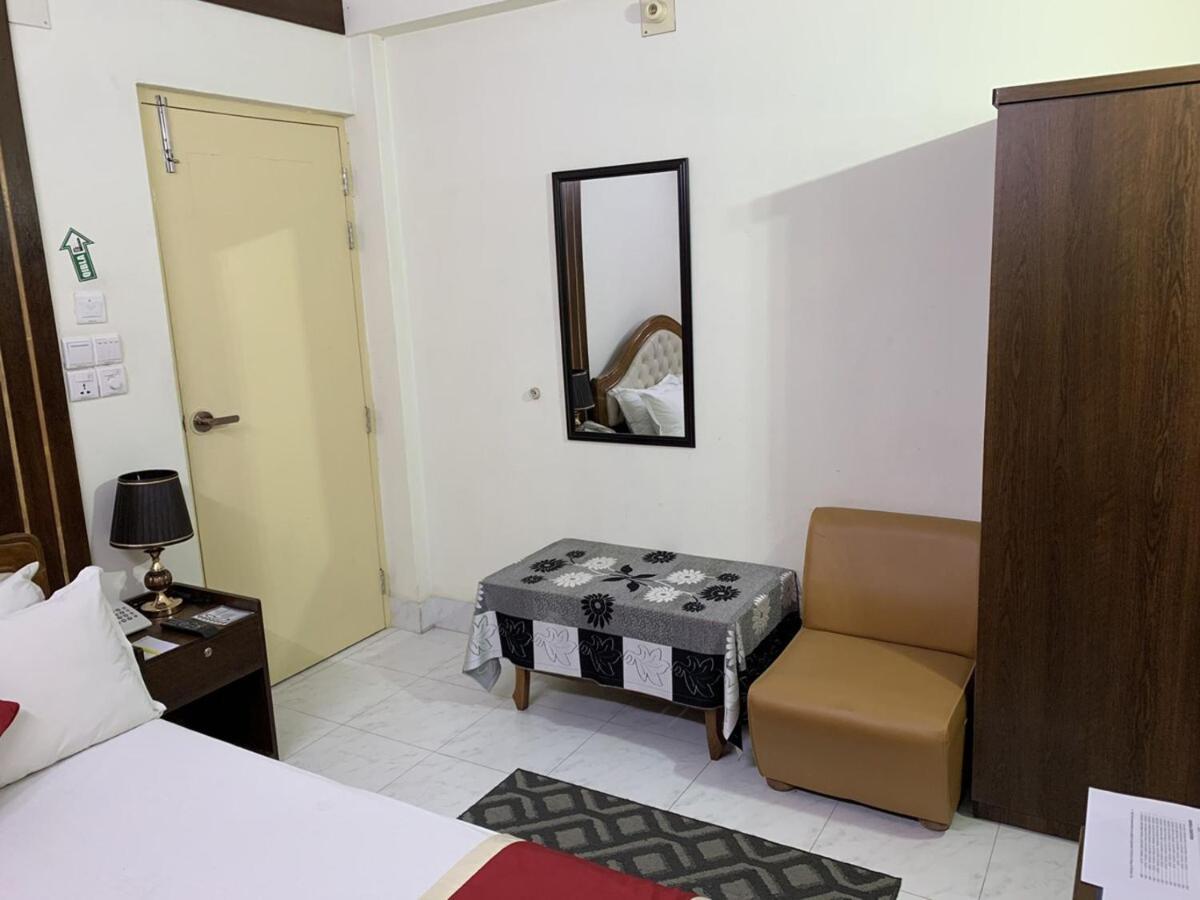 Hotel Grand Circle Inn Dhaka Buitenkant foto